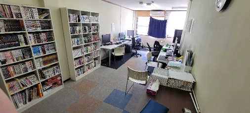 ステップ事務所の室内