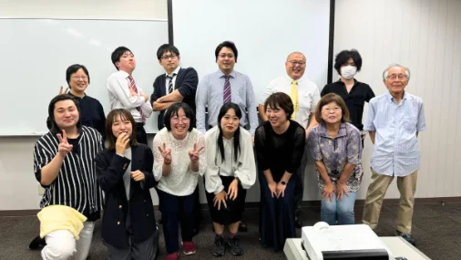 ステップのスタッフ集合写真