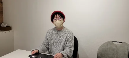 話を聞いている場面