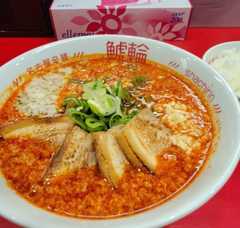 生徒と激辛ラーメン食べました。
